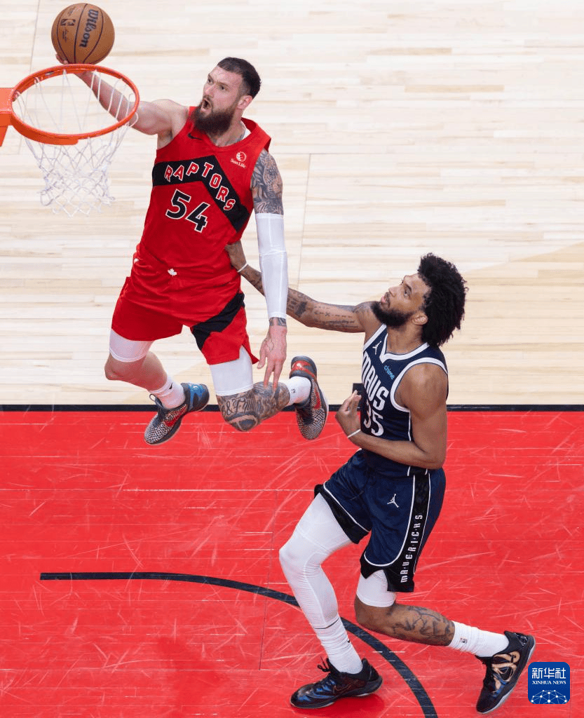 爱游戏体育官网-莫雷伦斯vs波尔图