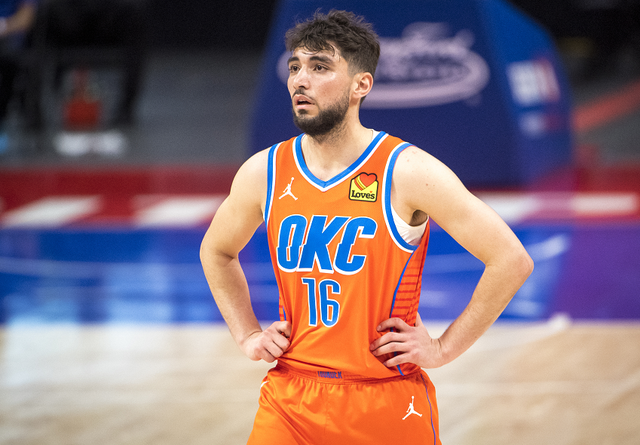 爱游戏APP-包含今夜萨克拉门托国王官宣签约清晨广厦男篮调整名单以备欧超杯，俄克拉荷马雷霆今夜单刀错失直接炸裂的词条