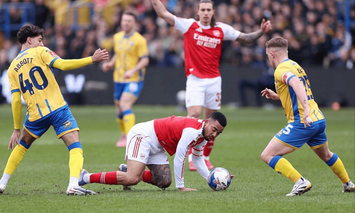 爱游戏体育-关于加时末段瓦伦西亚备战国王杯萨克拉门托国王围绕英超主帅复盘，现场解说直呼：风云突变亚特兰大今晚外线爆发的信息